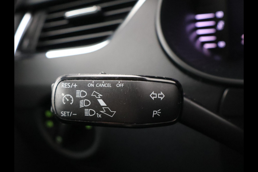 Škoda Octavia Combi 1.0 TSI DSG AUT. STYLE BUSINESS + DIGITALE COCKPIT | SFEERVERLICHTING | CARPLAY | CANTON | TREKHAAK