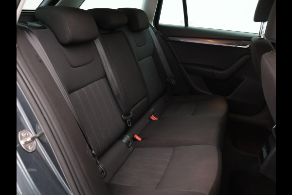 Škoda Octavia Combi 1.0 TSI DSG AUT. STYLE BUSINESS + DIGITALE COCKPIT | SFEERVERLICHTING | CARPLAY | CANTON | TREKHAAK