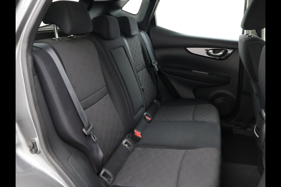 Nissan QASHQAI 1.2 + CAMERA | NAVIGATIE | STOELVERWARMING | DAB | PDC | 17 INCH | CLIMATE | CRUISE CONTROL