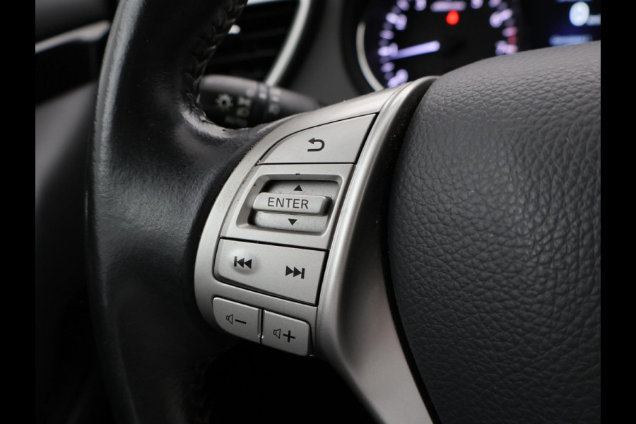 Nissan QASHQAI 1.2 + CAMERA | NAVIGATIE | STOELVERWARMING | DAB | PDC | 17 INCH | CLIMATE | CRUISE CONTROL