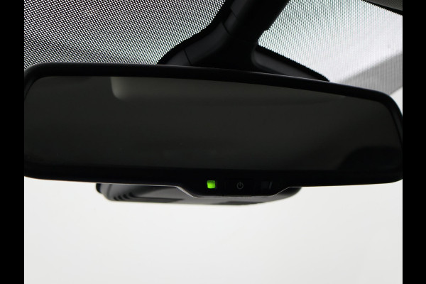 Nissan QASHQAI 1.2 + CAMERA | NAVIGATIE | STOELVERWARMING | DAB | PDC | 17 INCH | CLIMATE | CRUISE CONTROL