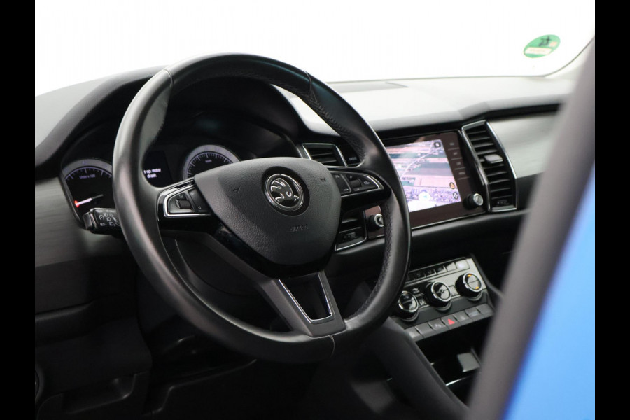Škoda Kodiaq 1.5 TSI 150 PK DSG AUT. *RACE BLUE METALLIC* + WEGKLAPBARE TREKHAAK 1800 KG