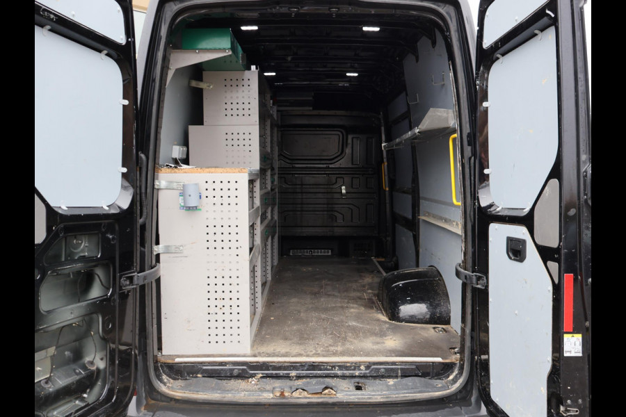 MAN TGE 50 2.0 177 PK AUT. DUBBEL LUCHT + 3500 KG TREKHAAK + CAMERA | APPLE CARPLAY | WP INRICHTING