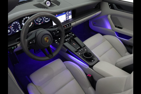 Porsche 911 TARGA 4S 3.0 992 ORIG. NL *17.979 KM* + SPORTUITLAAT / SFEERVERLICHTING / 360 CAMERA