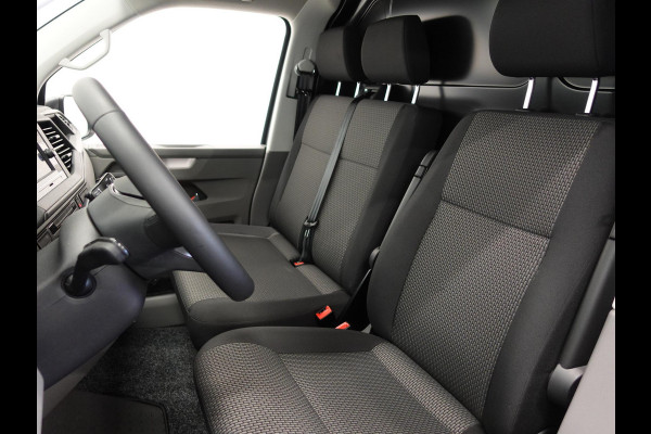 Volkswagen Transporter 2.0 TDI L2H1 28 Highline Automaat Camera | Airco | Cruise control | Navigatie | Trekhaak | Lichtmetalen velgen | Apple Carplay/ Android Auto | LED