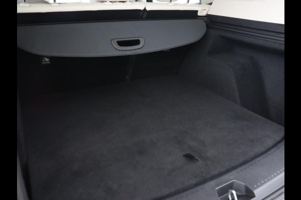 Aiways U5 63 kWh Premium | 3-Fase | Panoramadak | Leder | Stoelverwarming | Adaptive cruise | Carplay | 360 camera | Full LED | Keyless