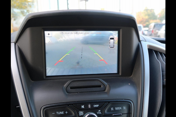 Ford Transit 310 2.0 125 PK TDCI *EURO 6* L2H2 + CAMERA / TREKHAAK 2600 KG / NAVI / DAB