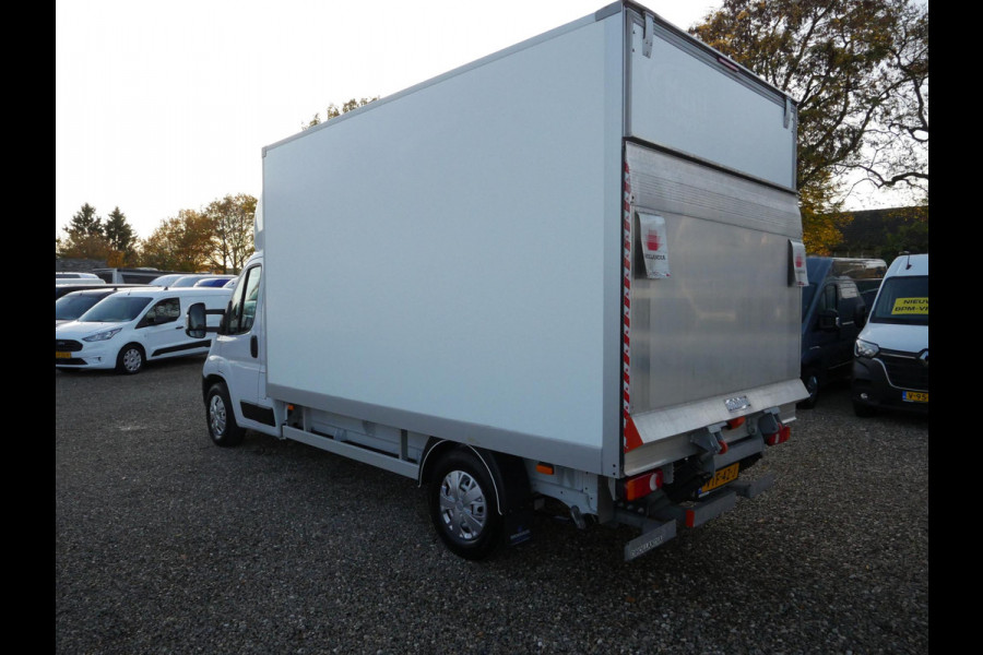 Opel Movano Opel Movano 2.2D 165PK, Meubelbak, Laadlift, Laadbak: L*B*H = 375*210*215 / Lading vastzetrail op 100 cm met 1 vastzetstang, Zijdeur rechtsachter Laadklep D'Hollandia 750 KG, plateau van 160 cm en met afstandsbediening en rolstops