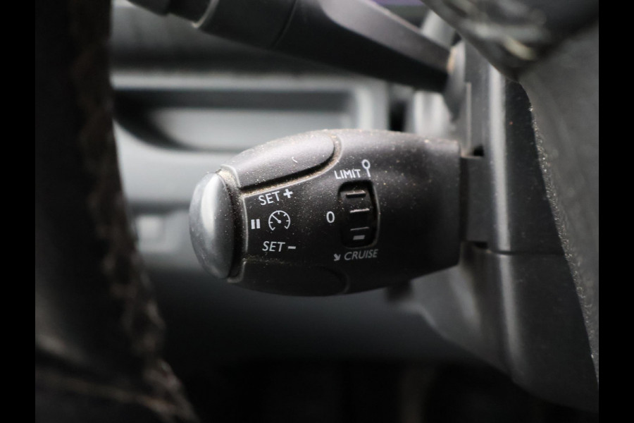 Toyota ProAce Worker 2.0 D-4D PROFESSIONAL LONG + 2 SCHUIFDEUREN | LEDER | NAVIGATIE | TREKHAAK 2500 KG