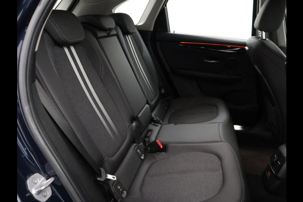 BMW 2 Serie Active Tourer 225xe 224 PK XDRIVE PLUG-IN HYBRID + STOELVERWARMING / AFN. TREKHAAK / NAVIGATIE