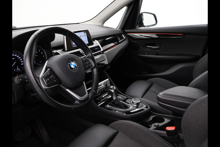 BMW 2 Serie Active Tourer 225xe 224 PK XDRIVE PLUG-IN HYBRID + STOELVERWARMING / AFN. TREKHAAK / NAVIGATIE