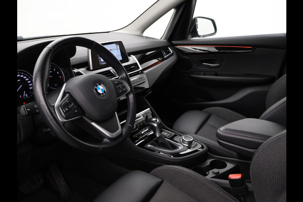 BMW 2 Serie Active Tourer 225xe 224 PK XDRIVE PLUG-IN HYBRID + STOELVERWARMING / AFN. TREKHAAK / NAVIGATIE