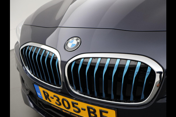BMW 2 Serie Active Tourer 225xe 224 PK XDRIVE PLUG-IN HYBRID + STOELVERWARMING / AFN. TREKHAAK / NAVIGATIE