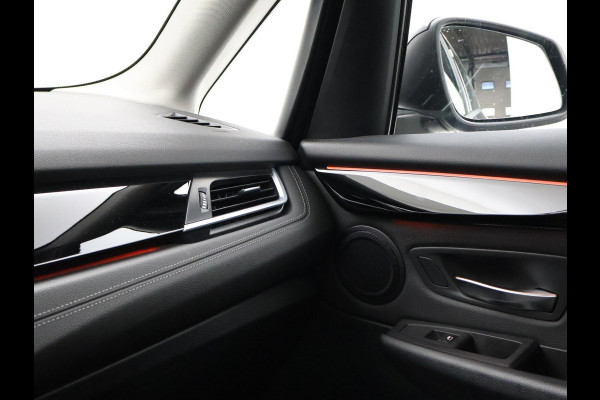 BMW 2 Serie Active Tourer 225xe 224 PK XDRIVE PLUG-IN HYBRID + STOELVERWARMING / AFN. TREKHAAK / NAVIGATIE