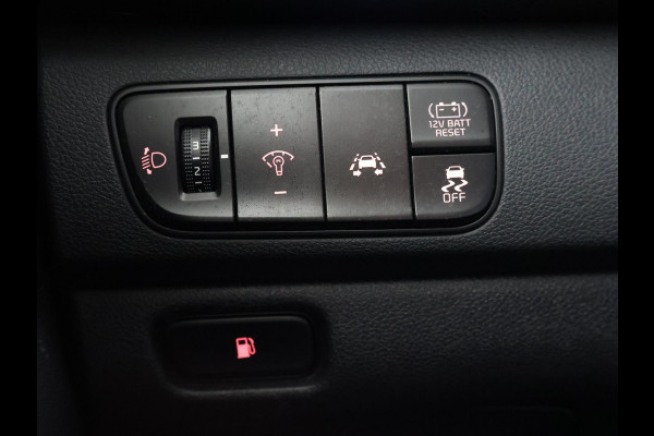 Kia Niro 1.6 GDi HYBRID DYNAMICLINE + TREKHAAK | CARPLAY | CAMERA | DEALER ONDERHOUDEN