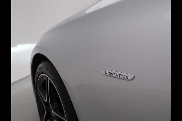 Mercedes-Benz E-Klasse Estate 200 AMG SPORT AUT9 + BURMESTER / 360 CAMERA / ELEK. TREKHAAK / MATRIX LED