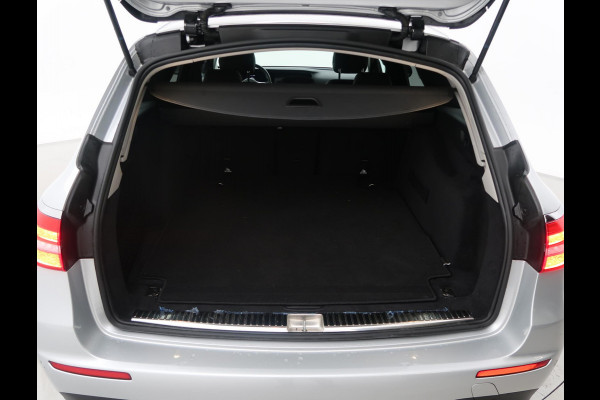 Mercedes-Benz E-Klasse Estate 200 AMG SPORT AUT9 + BURMESTER / 360 CAMERA / ELEK. TREKHAAK / MATRIX LED