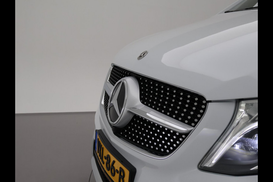 Mercedes-Benz V-Klasse 300d 239 PK AMG SPORT D.C. XL + BURMESTER | LUCHTVERING | STOELVENT.| STANDKACHEL | DISTRONIC+ | 2 ELEKTR. SCHUIFDEUREN