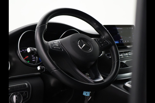 Mercedes-Benz V-Klasse 300d 239 PK AMG SPORT D.C. XL + BURMESTER | LUCHTVERING | STOELVENT.| STANDKACHEL | DISTRONIC+ | 2 ELEKTR. SCHUIFDEUREN