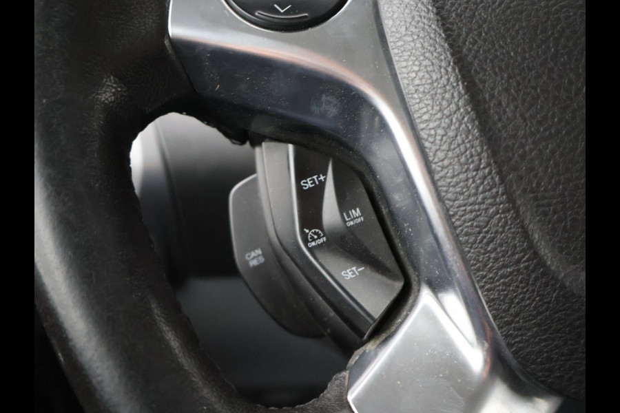 Ford Transit Custom 290 2.0 TDCI 130 PK L2H1 TREND + 2650 KG TREKHAAK / CAMERA / 17 INCH LMV