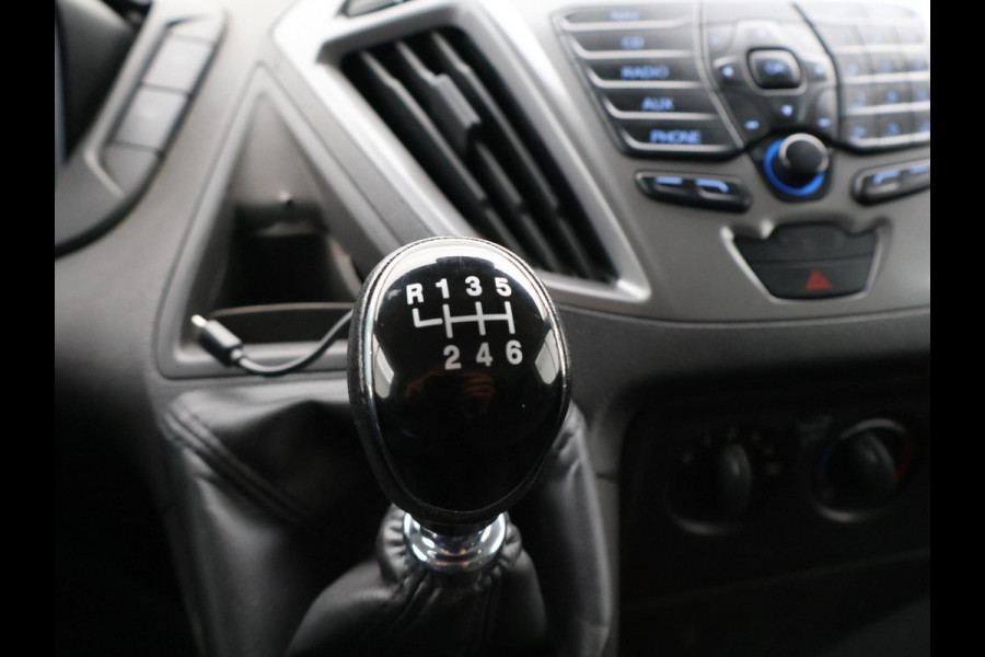 Ford Transit Custom 290 2.0 TDCI 130 PK L2H1 TREND + 2650 KG TREKHAAK / CAMERA / 17 INCH LMV