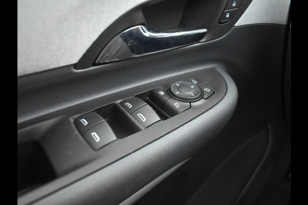 Opel Ampera-E LAUNCH EXECUTIVE 60 KWH *INCL. BTW* + ADAPTIVE CRUISE / APPLE CARPLAY / BOSE / CAMERA / DAB