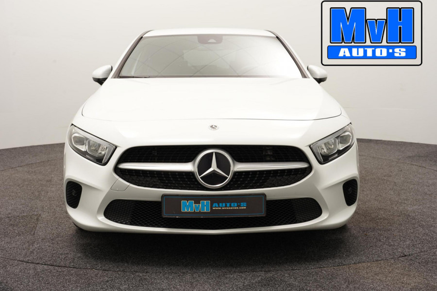 Mercedes-Benz A-Klasse 180 Premium Plus|PARELMOER|SFEERVERL|CAMERA