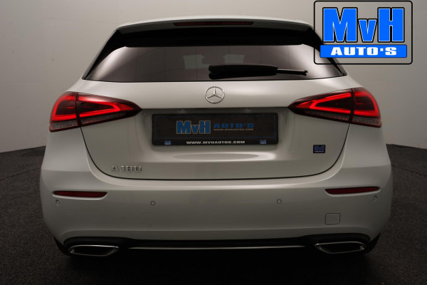 Mercedes-Benz A-Klasse 180 Premium Plus|PARELMOER|SFEERVERL|CAMERA