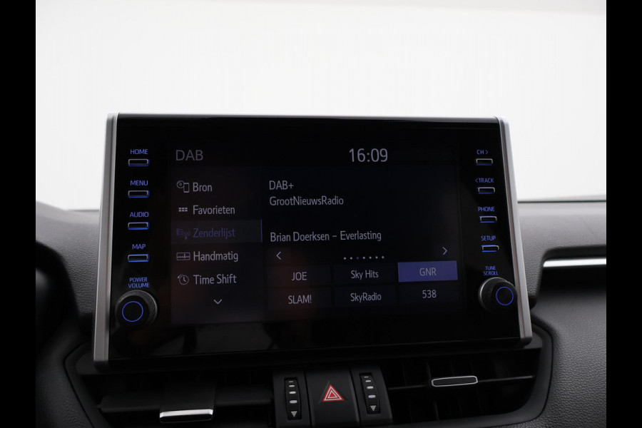 Toyota RAV4 2.5 PLUG-IN PHEV HYBRID AWD 4WD 306 PK + TREKHAAK | STOELVERW. | CAMERA | LED | APPLE CARPLAY | 18 INCH