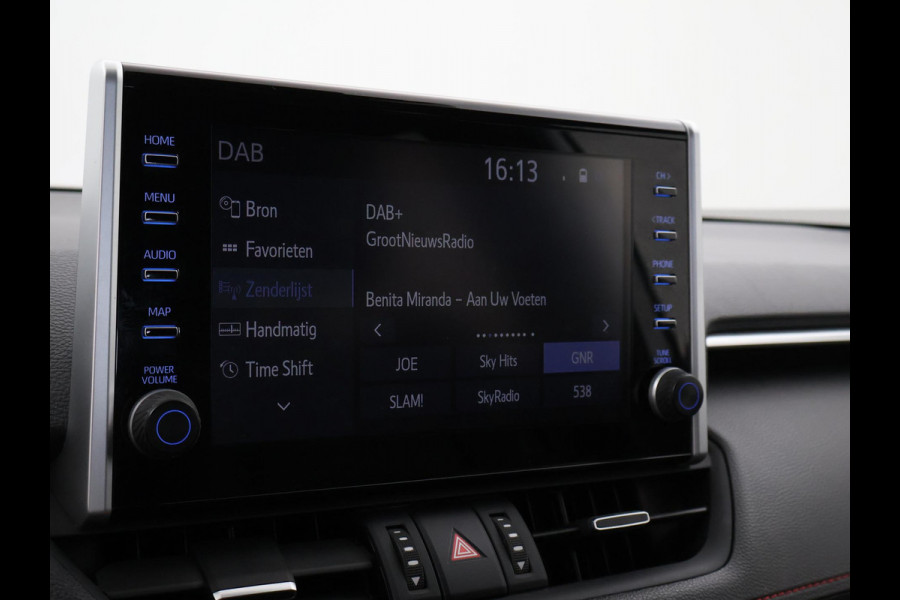 Toyota RAV4 2.5 PLUG-IN PHEV HYBRID AWD 4WD 306 PK + TREKHAAK | STOELVERW. | CAMERA | LED | APPLE CARPLAY | 18 INCH