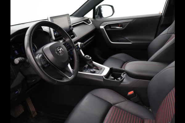 Toyota RAV4 2.5 PLUG-IN PHEV HYBRID AWD 4WD 306 PK + TREKHAAK | STOELVERW. | CAMERA | LED | APPLE CARPLAY | 18 INCH