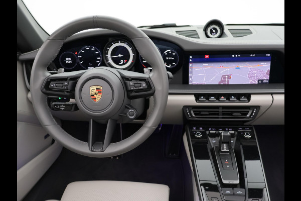 Porsche 911 TARGA 4S 3.0 992 ORIG. NL *17.979 KM* + SPORTUITLAAT / SFEERVERLICHTING / 360 CAMERA
