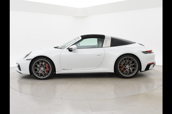 Porsche 911 TARGA 4S 3.0 992 ORIG. NL *17.979 KM* + SPORTUITLAAT / SFEERVERLICHTING / 360 CAMERA