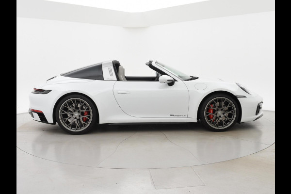 Porsche 911 TARGA 4S 3.0 992 ORIG. NL *17.979 KM* + SPORTUITLAAT / SFEERVERLICHTING / 360 CAMERA