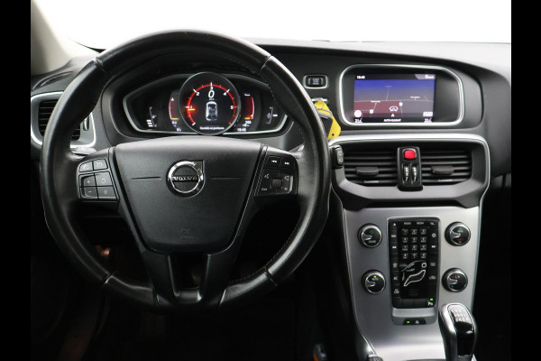 Volvo V40 2.0 D2 120 PK EURO 6 + NAVIGATIE Volvo V40 2.0 D2 + NAVIGATIE | DIGITALE COCKPIT | CRUISE CONTROL