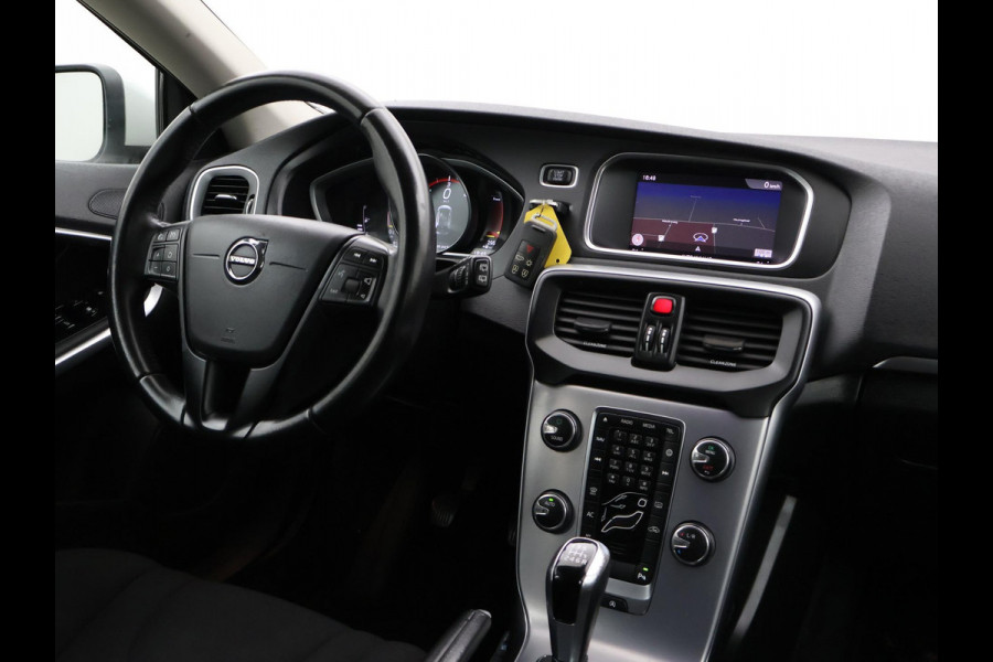 Volvo V40 2.0 D2 120 PK EURO 6 + NAVIGATIE Volvo V40 2.0 D2 + NAVIGATIE | DIGITALE COCKPIT | CRUISE CONTROL