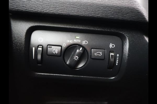 Volvo V40 2.0 D2 120 PK EURO 6 + NAVIGATIE Volvo V40 2.0 D2 + NAVIGATIE | DIGITALE COCKPIT | CRUISE CONTROL