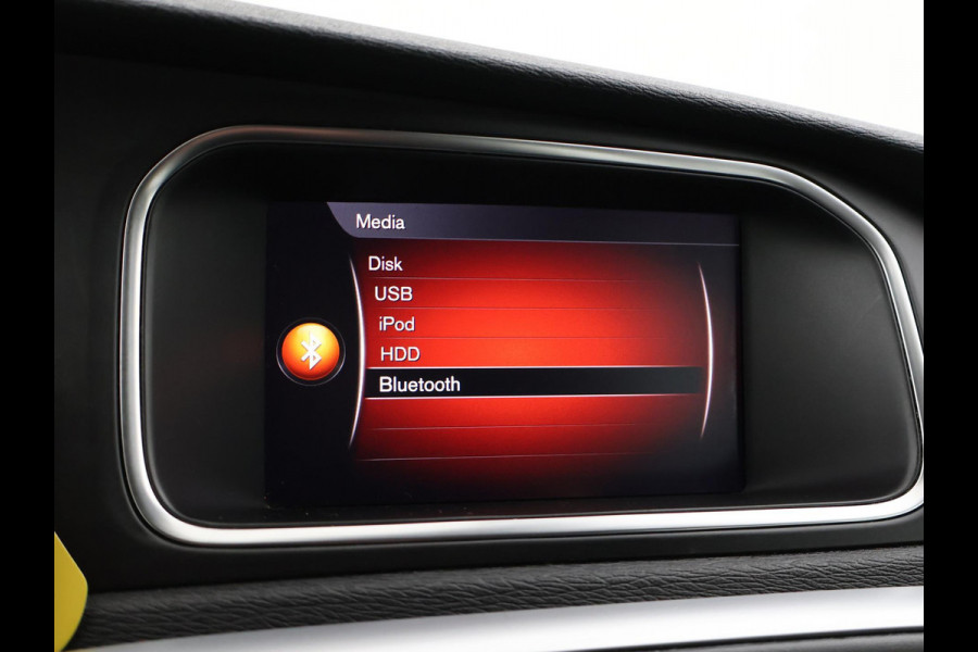 Volvo V40 2.0 D2 120 PK EURO 6 + NAVIGATIE Volvo V40 2.0 D2 + NAVIGATIE | DIGITALE COCKPIT | CRUISE CONTROL