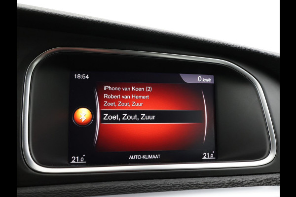 Volvo V40 2.0 D2 120 PK EURO 6 + NAVIGATIE Volvo V40 2.0 D2 + NAVIGATIE | DIGITALE COCKPIT | CRUISE CONTROL