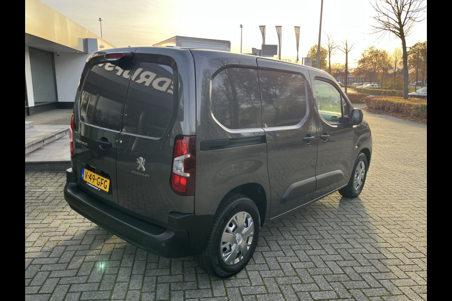 Peugeot e-Partner 136 L1 50 kWh 136pk Automaat | Actieradius 330 km WLTP | Pack Winter | Pack Visibilité | Pack Comfort Connect | Surround Rear Vision | etc. etc.