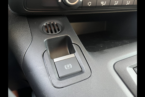 Peugeot e-Partner 136 L1 50 kWh 136pk Automaat | Actieradius 330 km WLTP | Pack Winter | Pack Visibilité | Pack Comfort Connect | Surround Rear Vision | etc. etc.