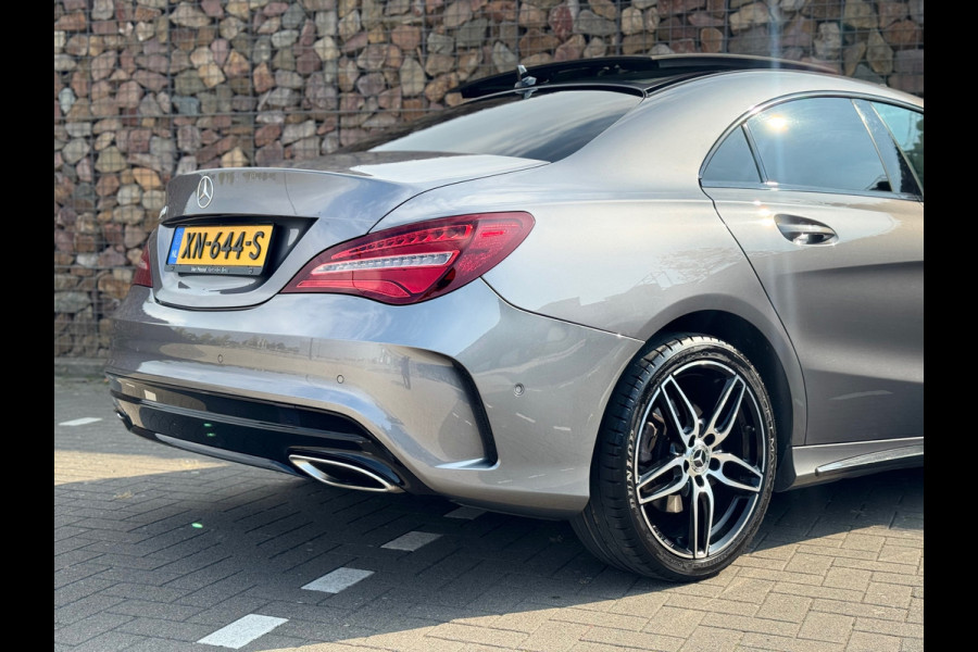 Mercedes-Benz CLA-Klasse 200 Ambition AMG Automaat Pano