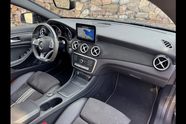 Mercedes-Benz CLA-Klasse 200 Ambition AMG Automaat Pano