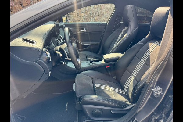 Mercedes-Benz CLA-Klasse 200 Ambition AMG Automaat Pano