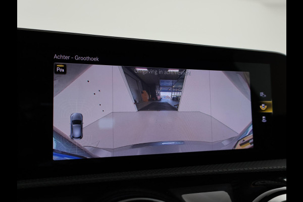 Mercedes-Benz A-Klasse 200 163 PK AUT. AMG NIGHT + PANORAMA | CAMERA | STOELVERW. | WIDESCREEN MBUX