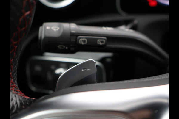 Mercedes-Benz A-Klasse 200 163 PK AUT. AMG NIGHT + PANORAMA | CAMERA | STOELVERW. | WIDESCREEN MBUX