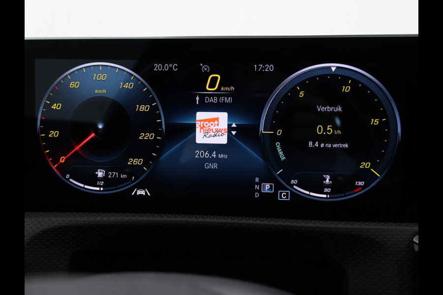 Mercedes-Benz A-Klasse 200 163 PK AUT. AMG NIGHT + PANORAMA | CAMERA | STOELVERW. | WIDESCREEN MBUX