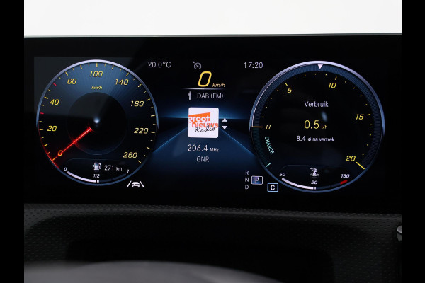 Mercedes-Benz A-Klasse 200 163 PK AUT. AMG NIGHT + PANORAMA | CAMERA | STOELVERW. | WIDESCREEN MBUX