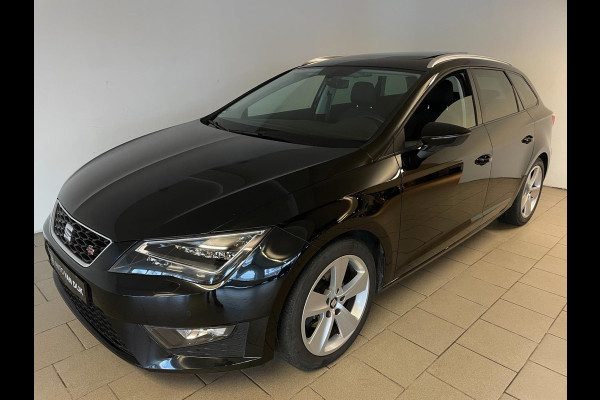 Seat León ST 1.4 TSI FR PANO AIRCO CLIMA NAVI CRUISE LED STOELVERW BLUETOOTH VELGEN SPORT INT ZEER NETTE AUTO