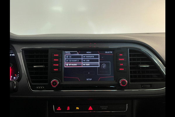 Seat León ST 1.4 TSI FR PANO AIRCO CLIMA NAVI CRUISE LED STOELVERW BLUETOOTH VELGEN SPORT INT ZEER NETTE AUTO